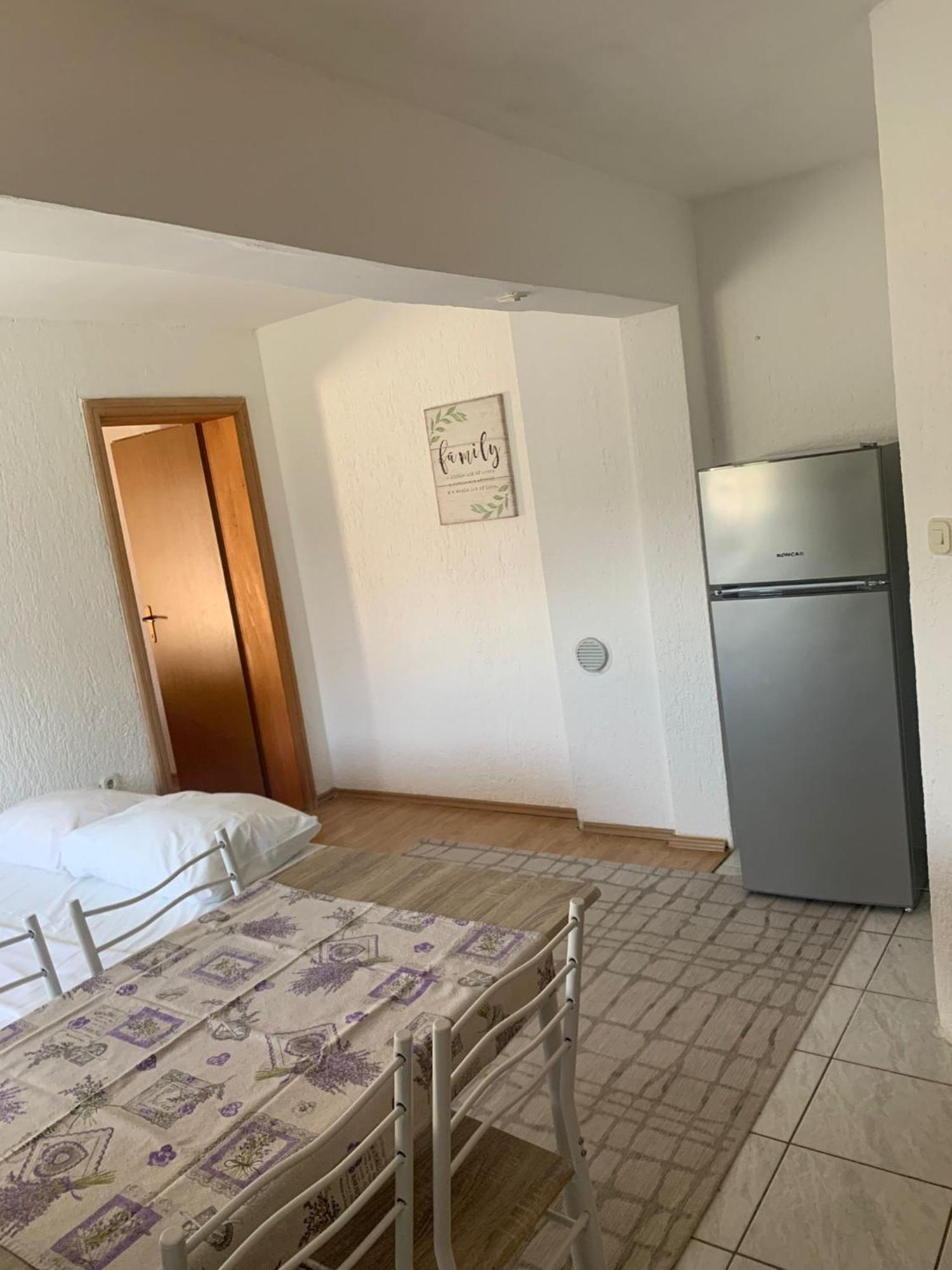 Apartmani Kutlesa 보디체 외부 사진